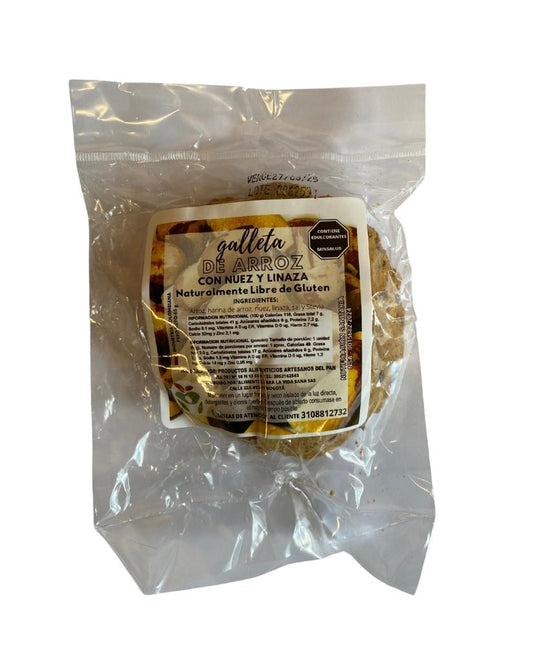 Galleta de arroz con nuez