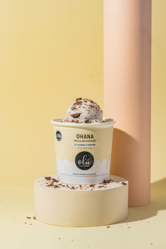 Helado en presentacion para compartir, una combinación clásica y deliciosa: la suavidad de la vainilla con el toque intenso del chocolate. Cremoso, natural y libre de gluten, perfecto para disfrutar en compañia de tus seres queridos. libre de lacteos.